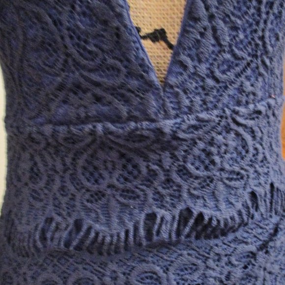 Hello Molly Women's Low Cut Bodycon Dress, Lace, Navy Blue, Criss Cross, Size 10 - Picture 5 of 16